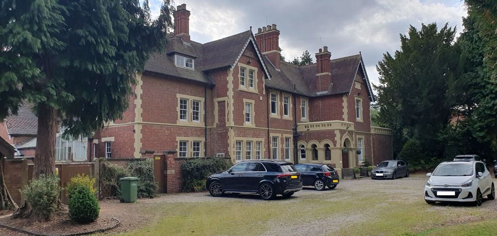 Property photo 1 of 78