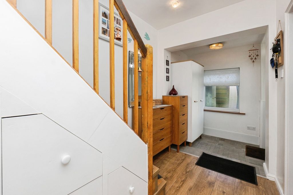 Property photo 2 of 20 Pbox-Img.Jpg