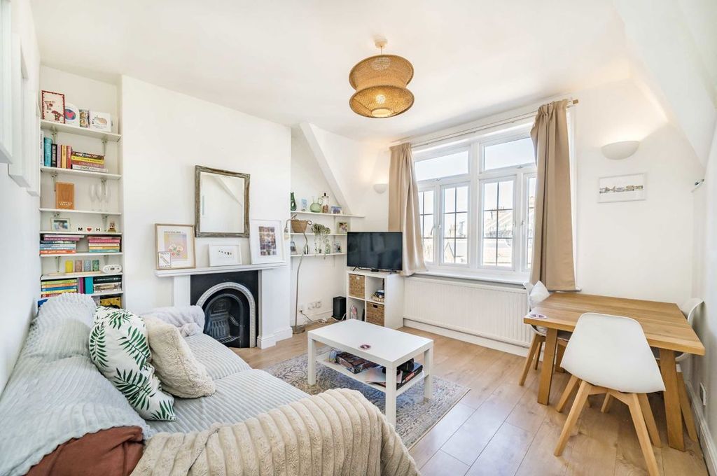 Property photo 2 of 4