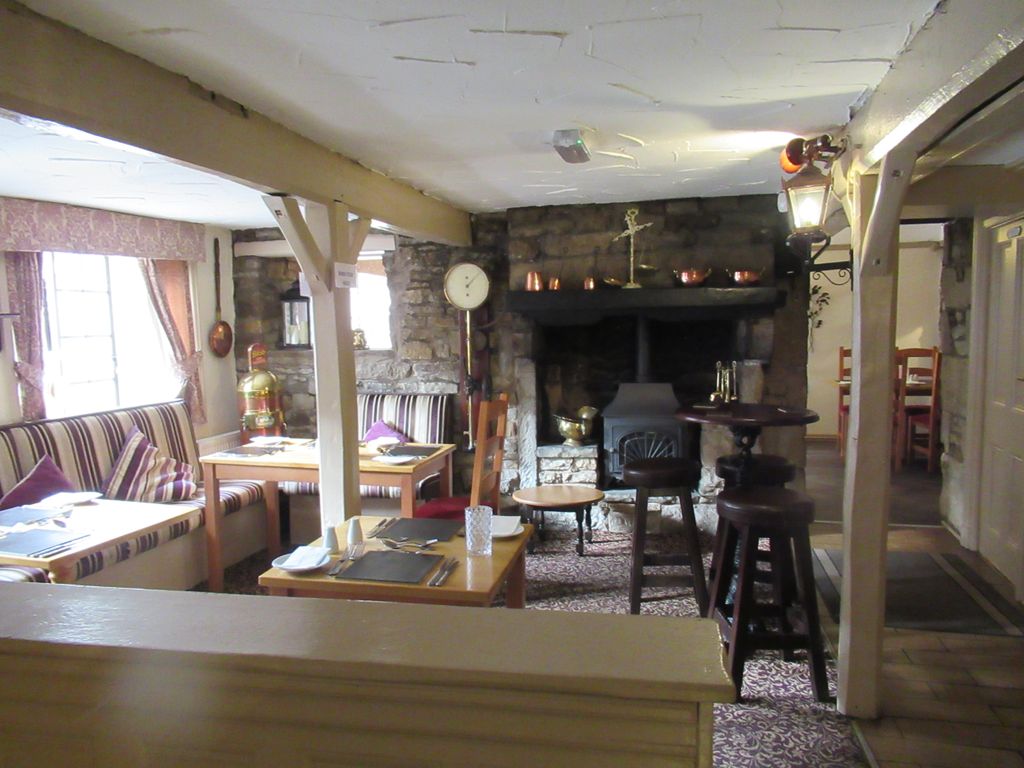 Property photo 2 of 10 Internal