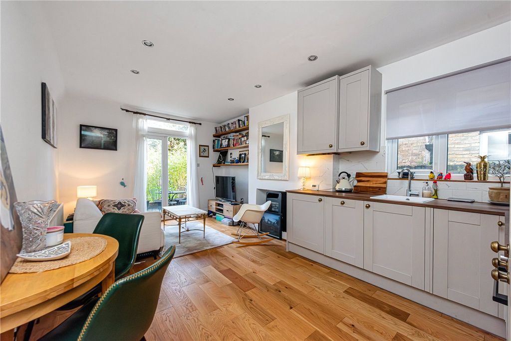 Property photo 1 of 11 Picture No. 34