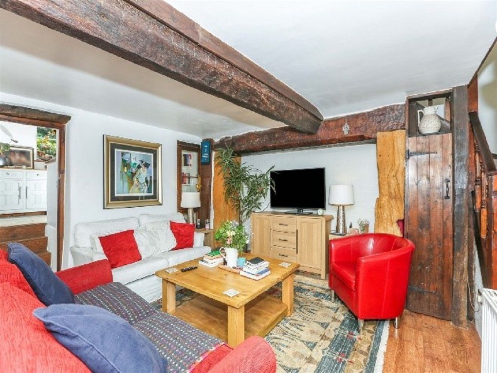 Property photo 2 of 10
