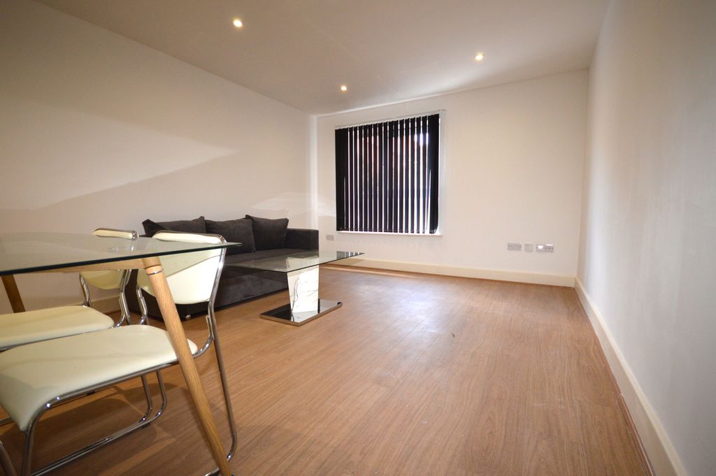 Property photo 3 of 11 Gallery