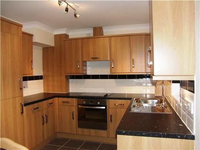 Property photo 2 of 8 Kitchen