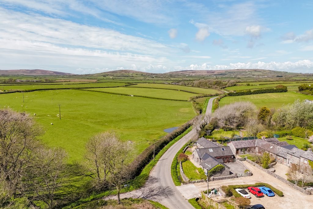 Property photo 2 of 35 3 St Davids View - Web (33 Of 44).Jpg