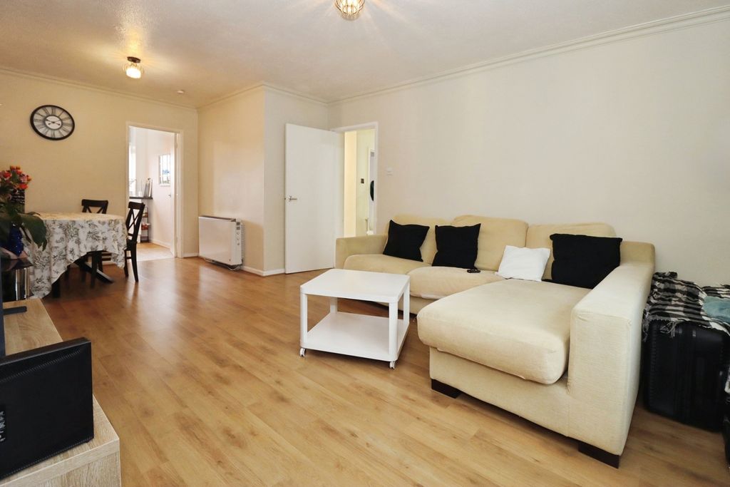 Property photo 2 of 12 Pbox-Img.Jpg