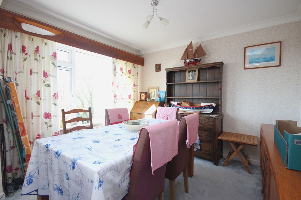 Property photo 3 of 16 Img_1768.Jpg