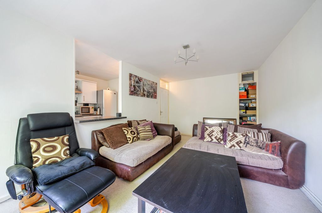 Property photo 3 of 8 1456288-5-69Ff1E8...