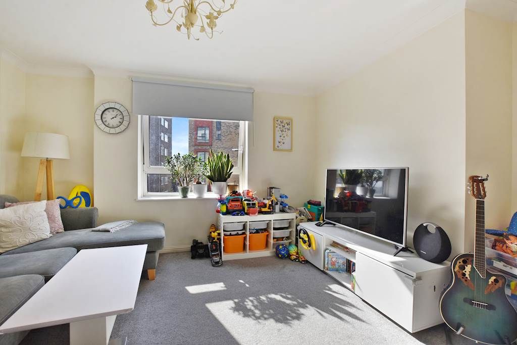 Property photo 2 of 9