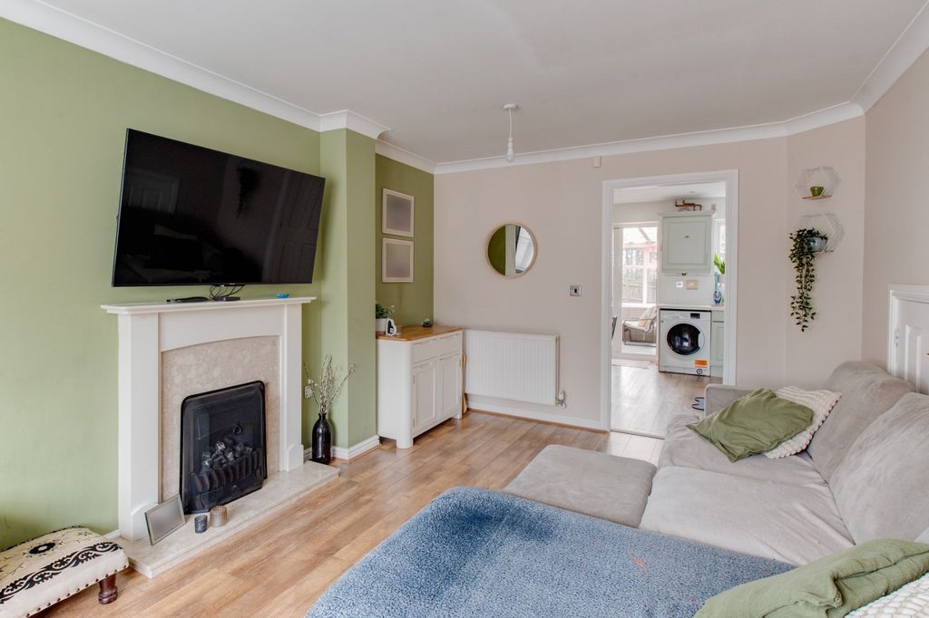 Property photo 3 of 16 Picture No. 16