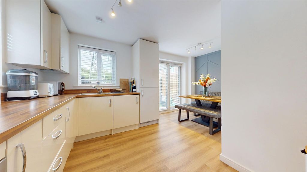 Property photo 3 of 24 Gornley Drive Kitchen Diner