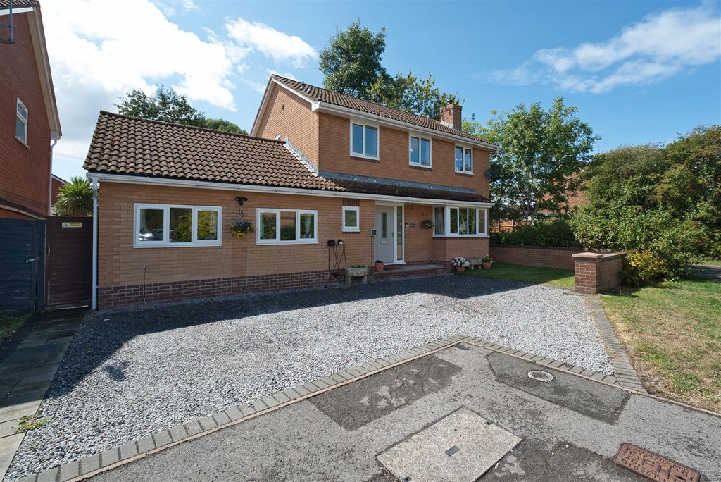 Property photo 1 of 29 Front