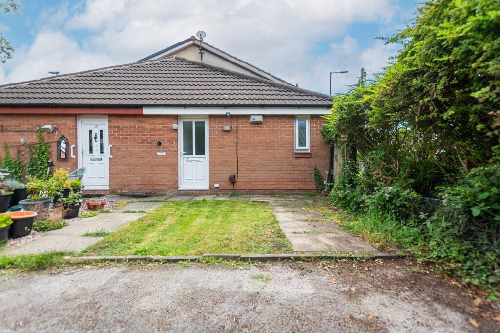 Property photo 1 of 12