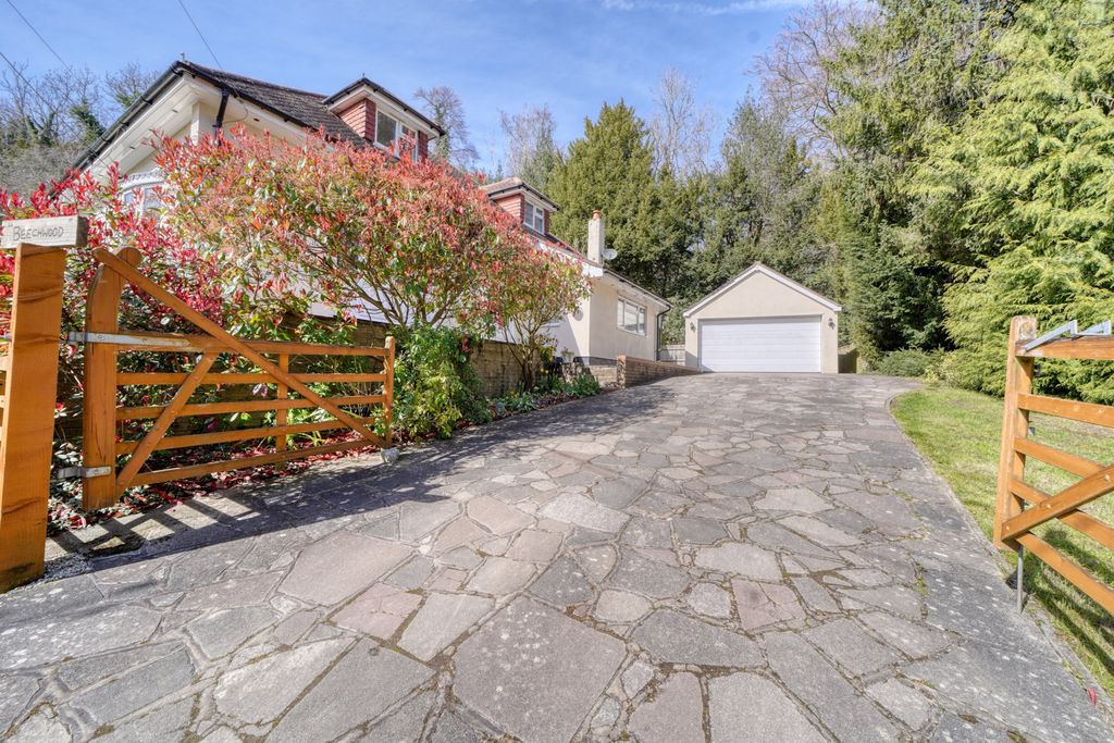 Property photo 3 of 30