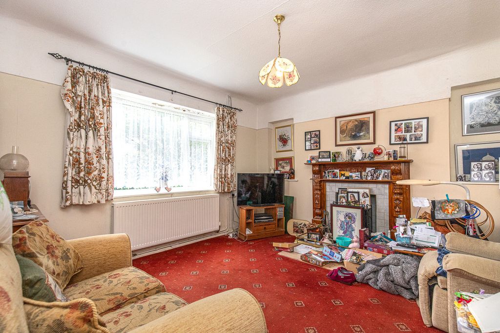 Property photo 3 of 30