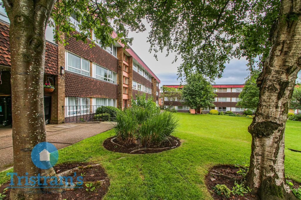 Property photo 1 of 12 Img_5921