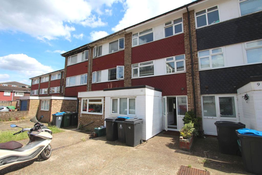 Property photo 1 of 14