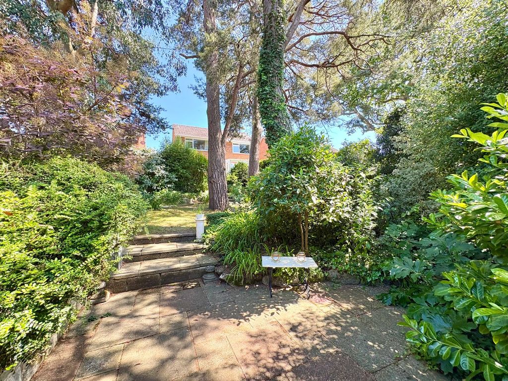 Property photo 1 of 38