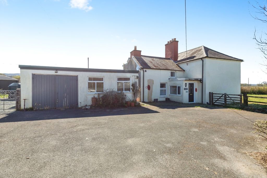 Property photo 1 of 17 Photo