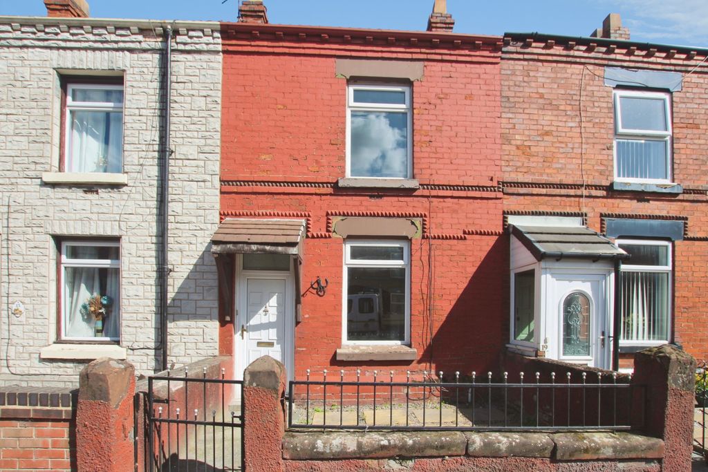 Property photo 1 of 13