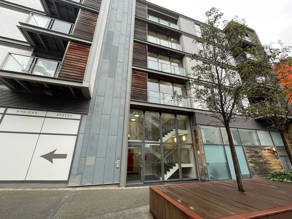 Property photo 2 of 11 Not Specified