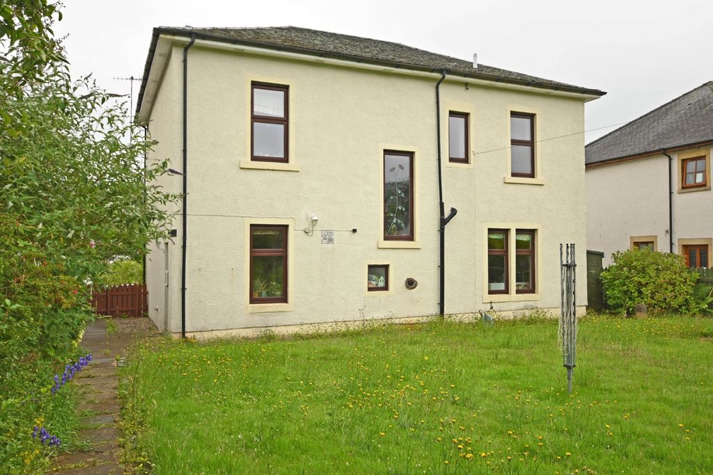 Property photo 2 of 31 5221532