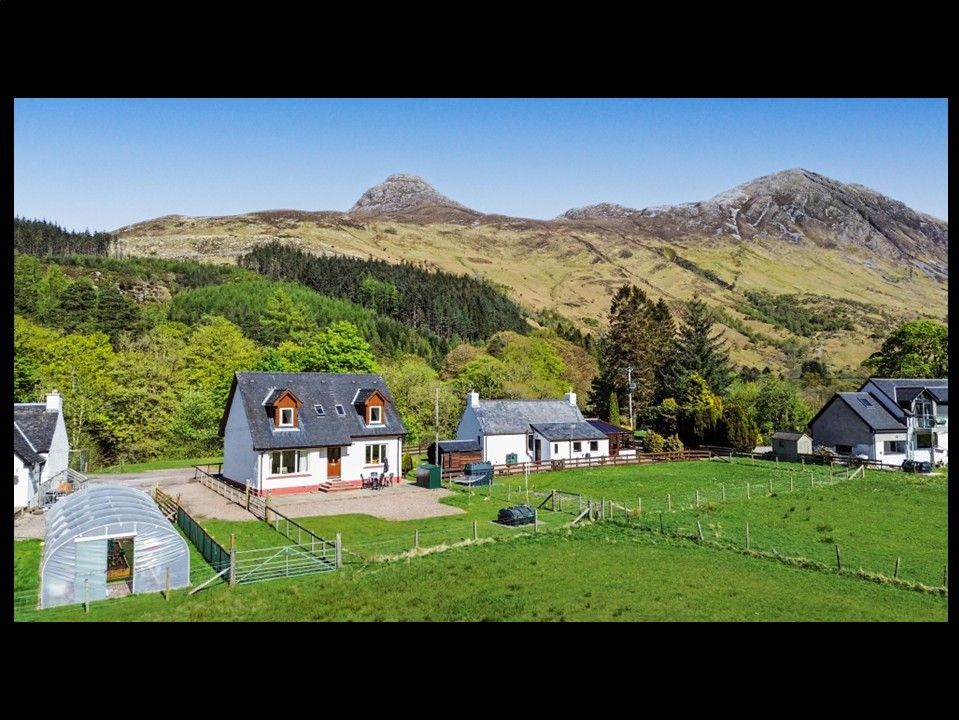 Property photo 3 of 52