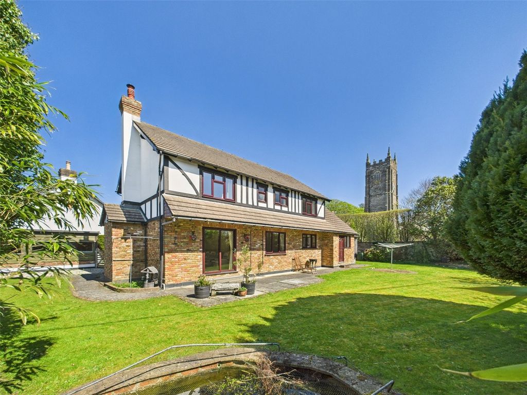 Property photo 2 of 23 Picture No. 31