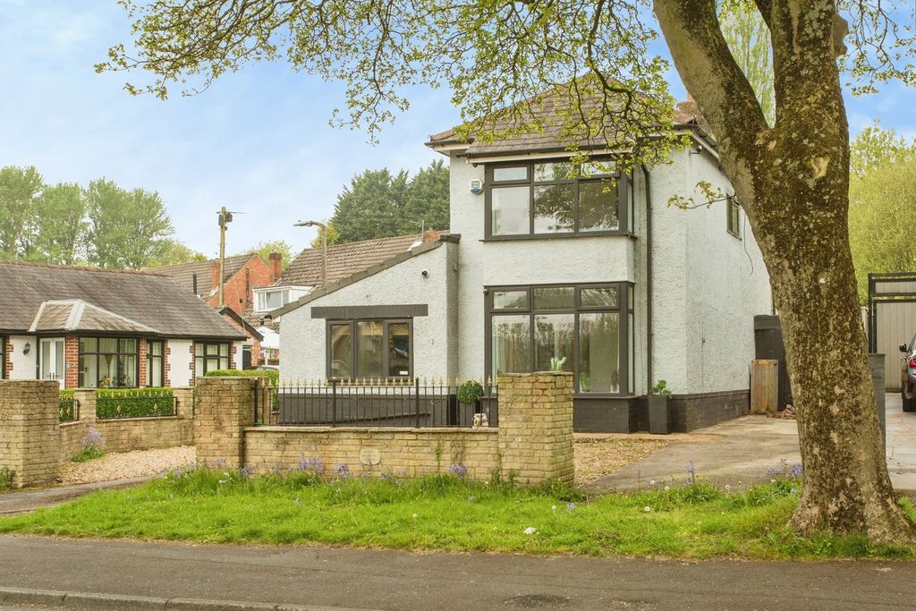 Property photo 1 of 37