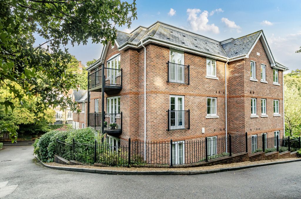 Property photo 1 of 21 1349900-6-68c44B1...