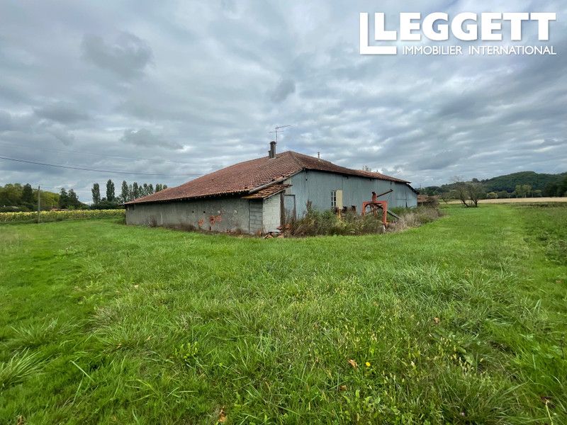 Property photo 2 of 10