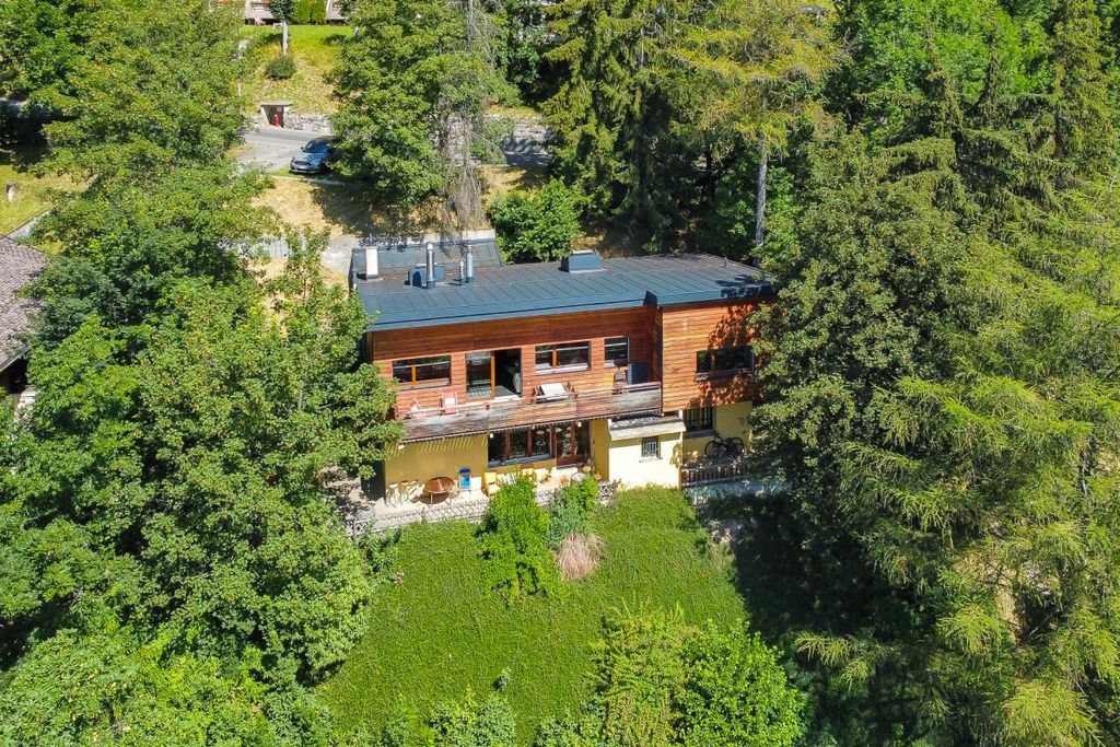Property photo 3 of 13