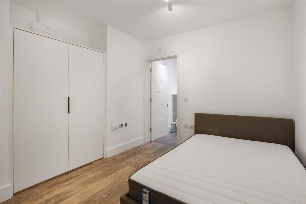 Property photo 1 of 10 1437252812 - Unit 2 - 4.Jpg