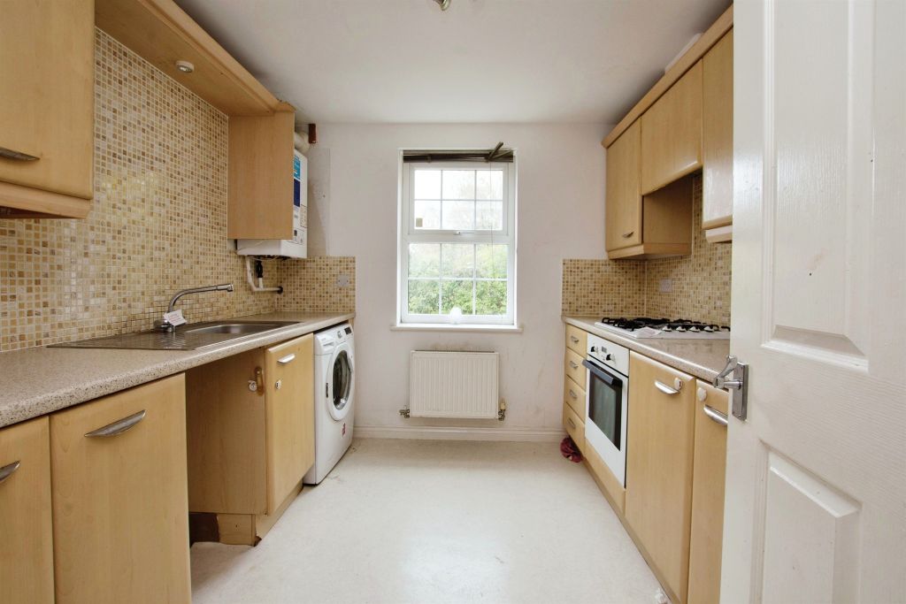 Property photo 3 of 16