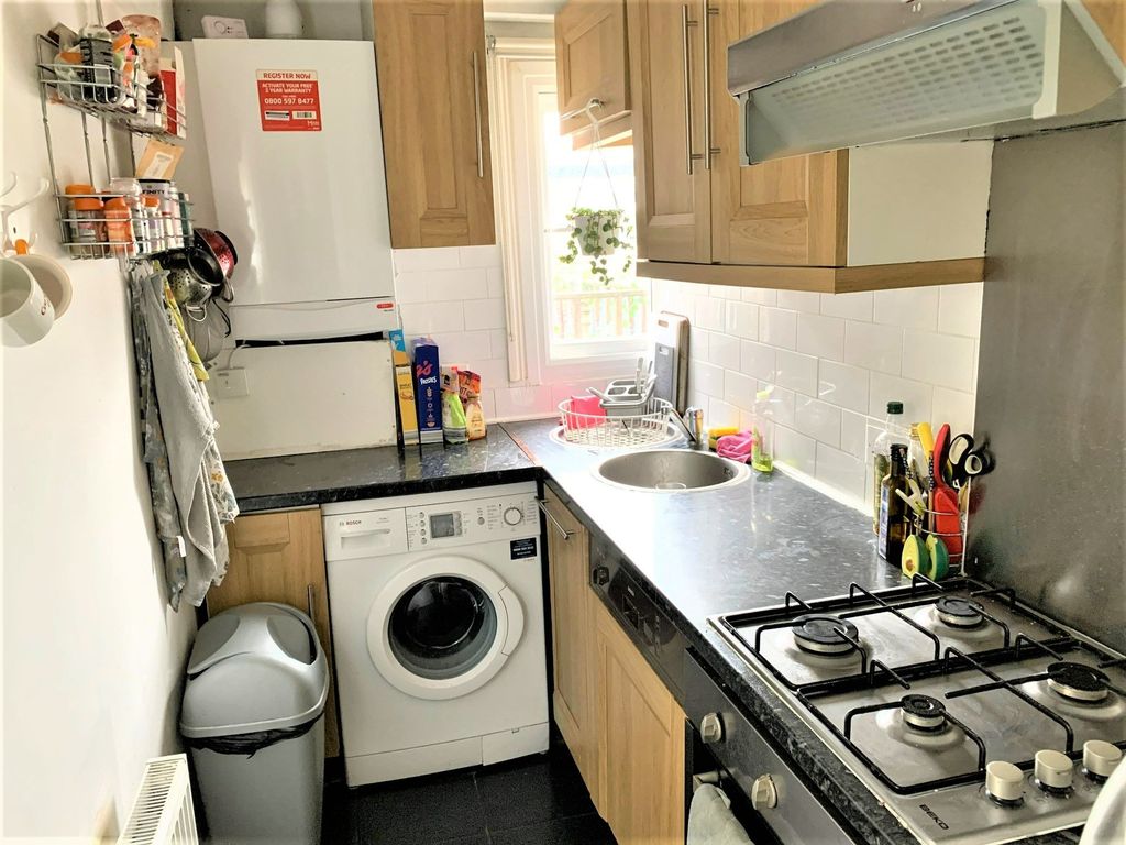 Property photo 2 of 5