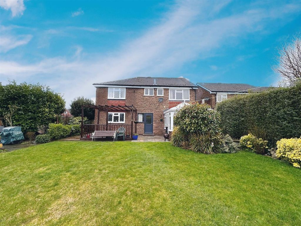 Property photo 1 of 18 Gardenprid.Jpg