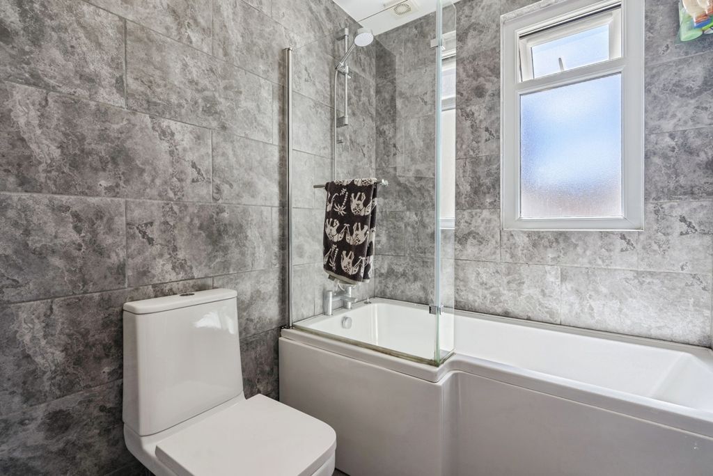 Property photo 2 of 26 Pbox-Img.Jpg