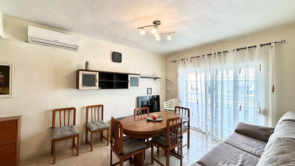 Property photo 3 of 35