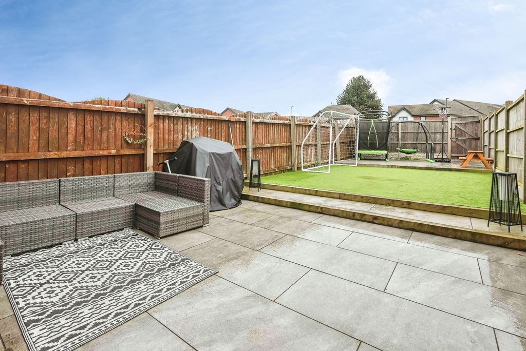 Property photo 2 of 14 Pbox-Img.Jpg
