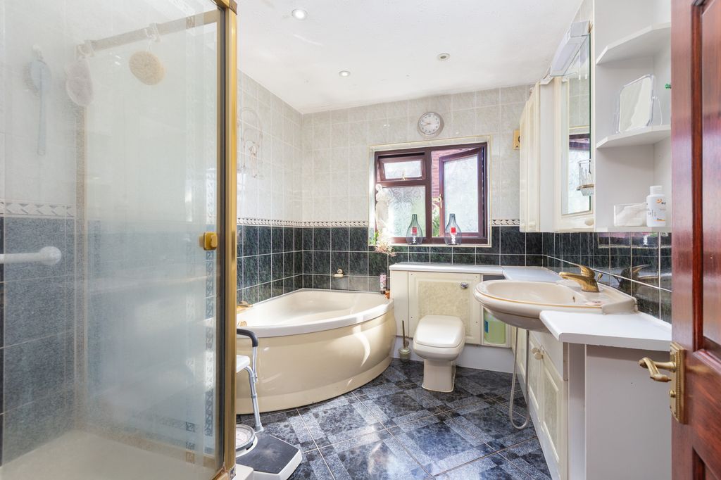 Additional image 22 of 5 bed detached house for saleFulwood, Preston PR2