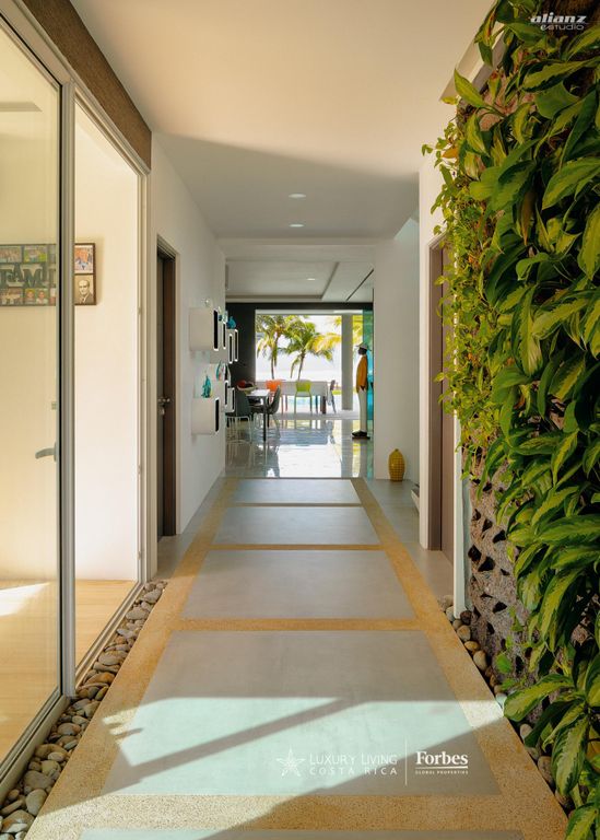 Property photo 3 of 35