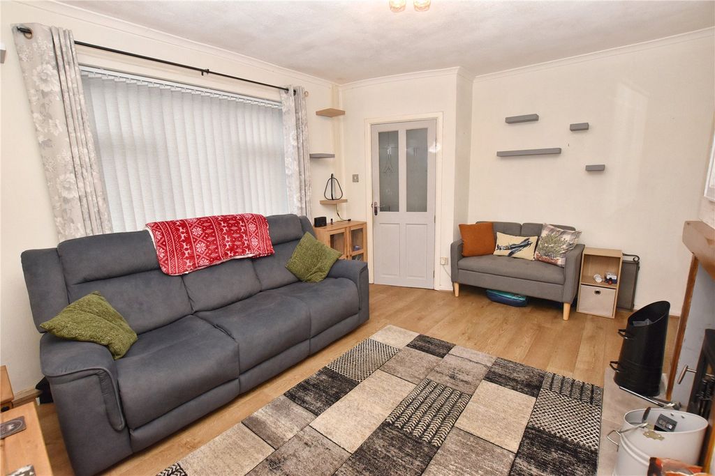 Property photo 3 of 15 Picture No. 19