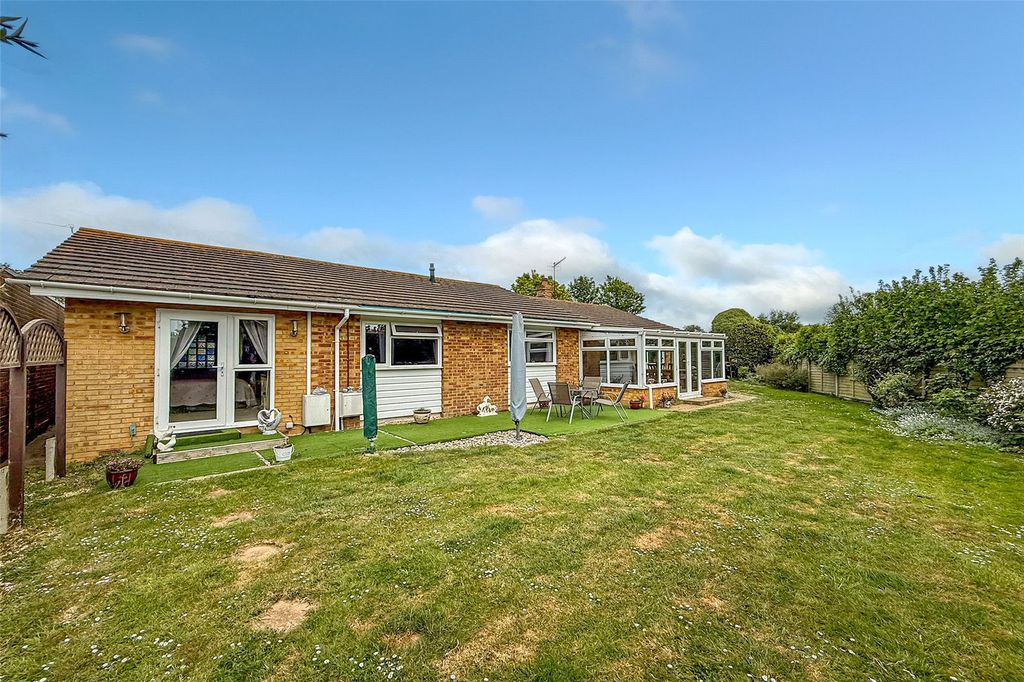 Property photo 2 of 22 Picture No. 18