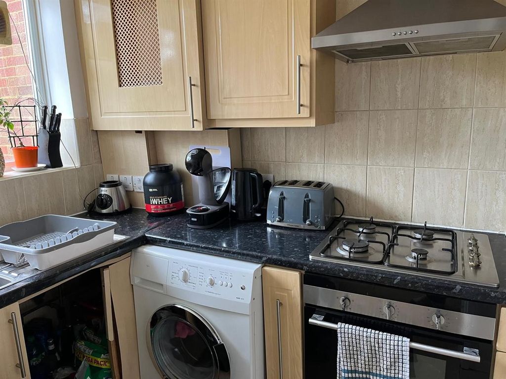 Property photo 3 of 8 4.Jpg