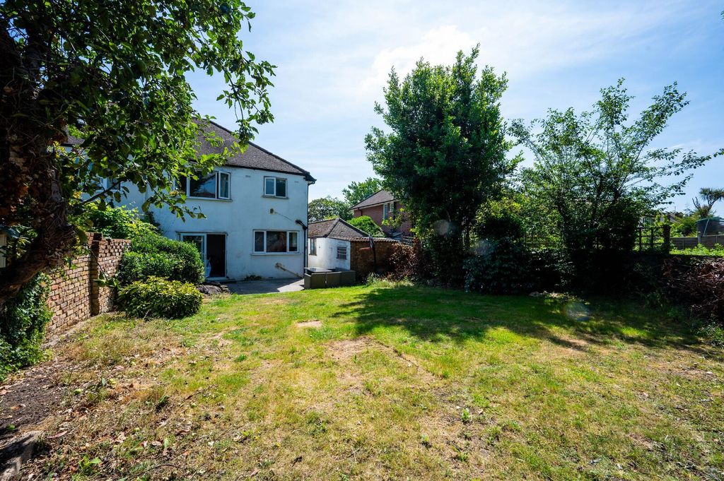Property photo 3 of 15