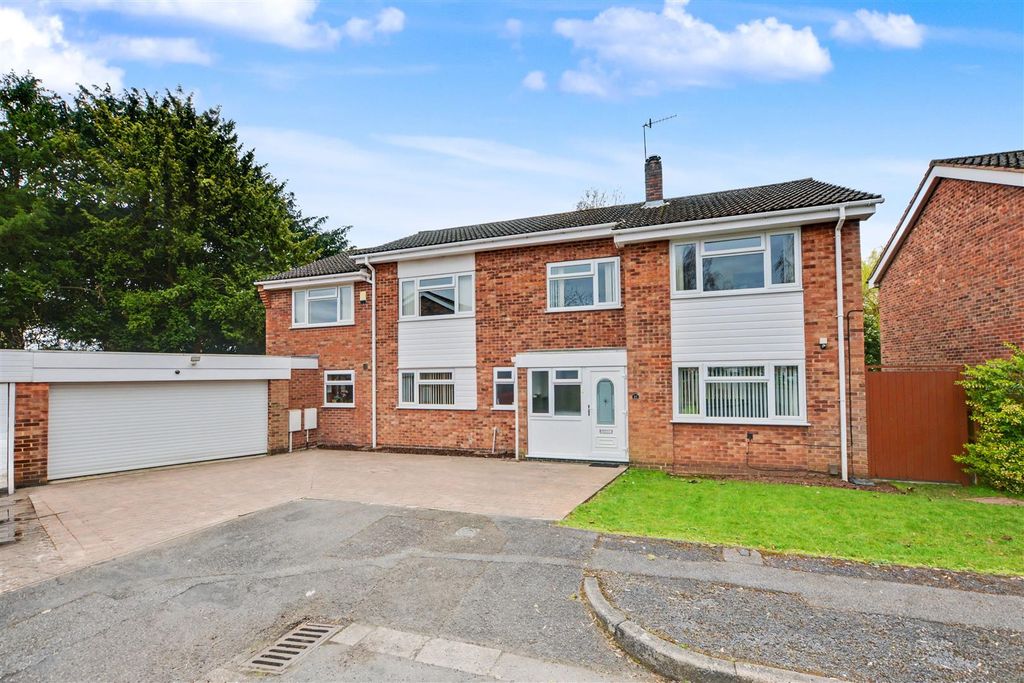 Property photo 1 of 34 Front.Jpeg