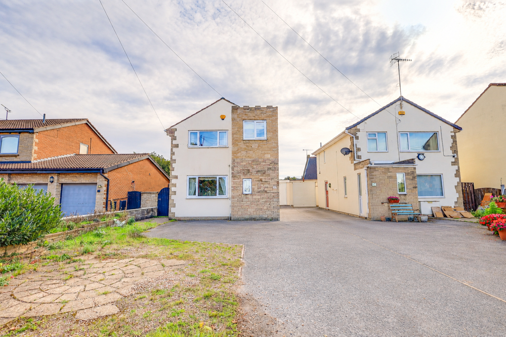 Property photo 1 of 26