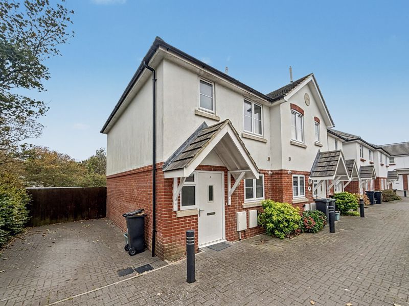 Property photo 1 of 12 Photo 15