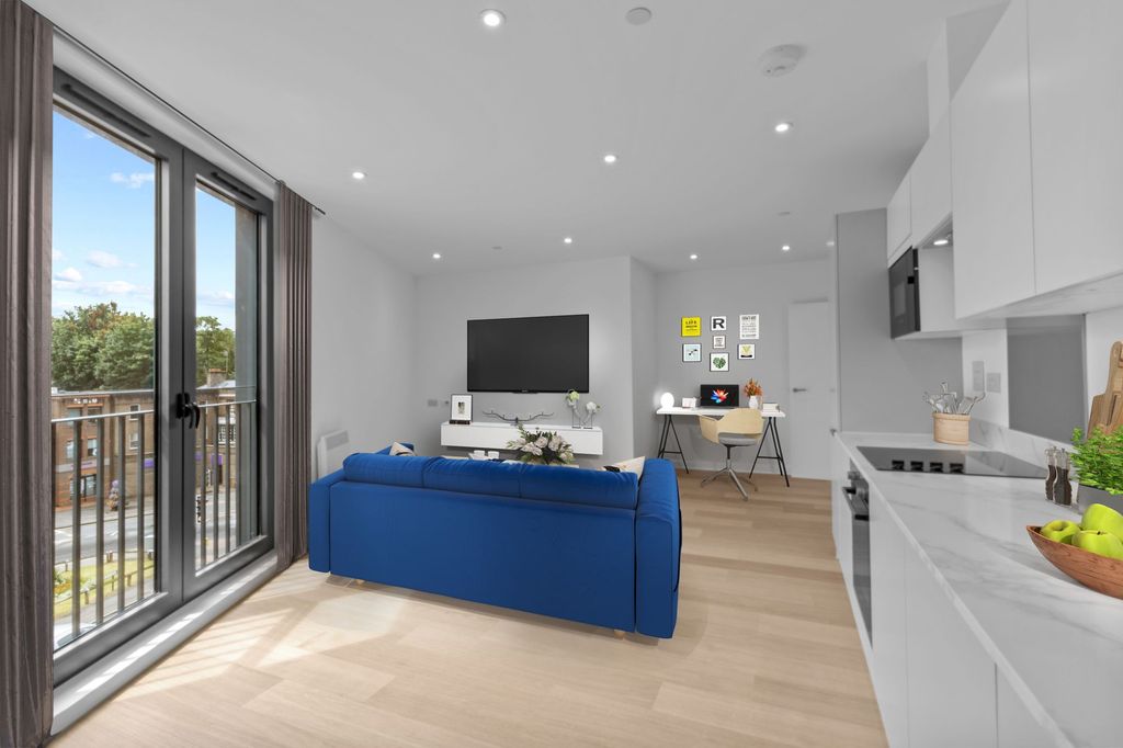 Property photo 2 of 8