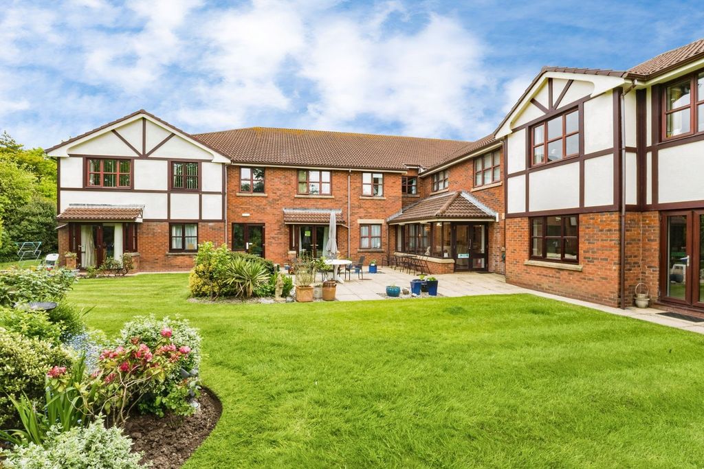 Additional image 13 of 1 bed property for saleGrosvenor Close, Poulton-Le-Fylde FY6